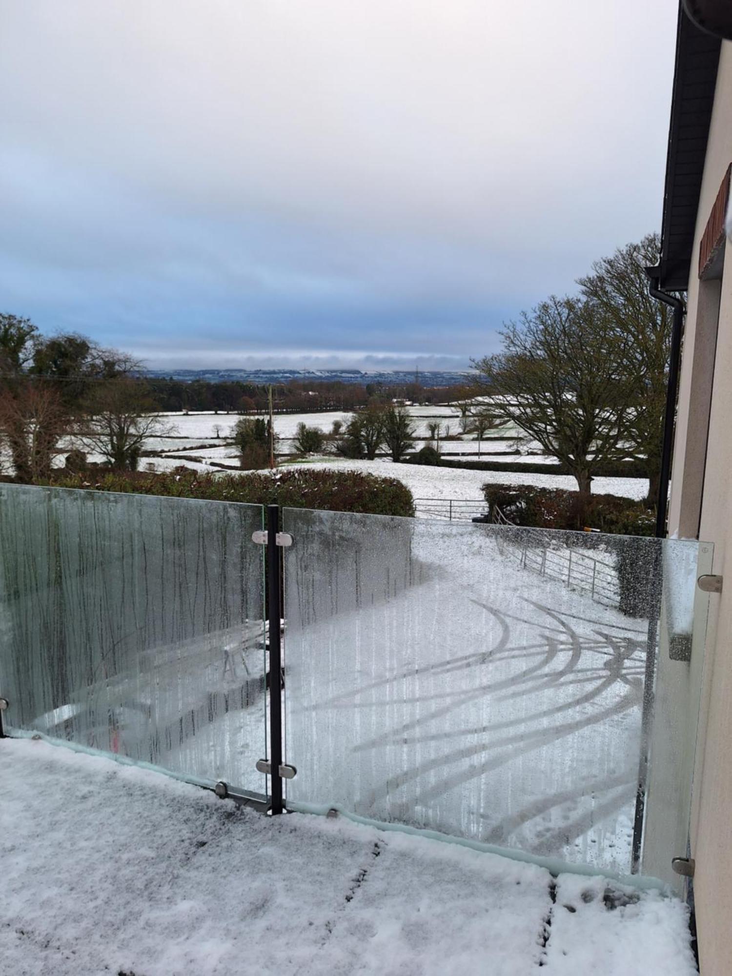 The Hay Loft Hotell Hillsborough Eksteriør bilde